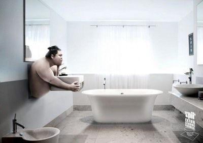 很有沖擊力的宣傳海報~~衛(wèi)浴產(chǎn)品